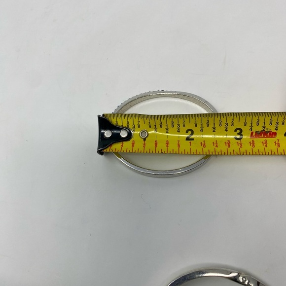 Elegant Blue and Red Bangle Bracelet Set - Picture 8 of 11